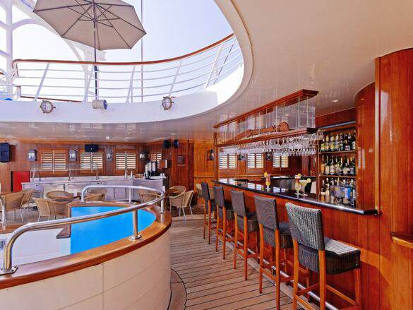 Windstar Cruises Wind Star Pool Bar.jpg